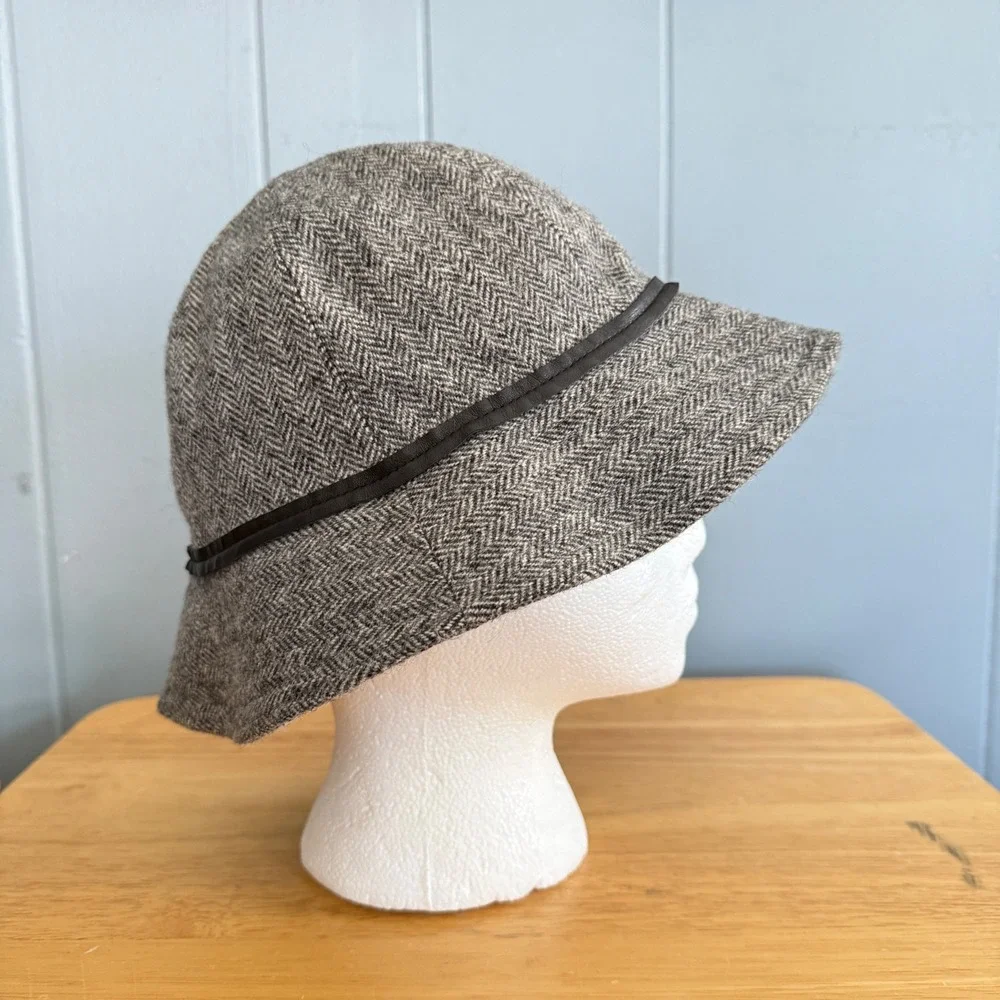 Vtg Coach‎ Wool Herringbone Bucket Hat Leather Trim Gray British Heritage Twee